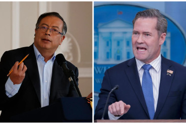 Gustavo Petro (izq.), presidente de Colombia, y Mike Waltz, representante de Estados Unidos ante el Consejo de Seguridad de la ONU.
