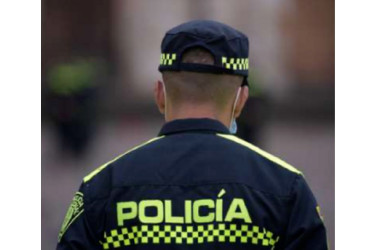 El uniformado señalado habría agredido a la familia de su expareja.