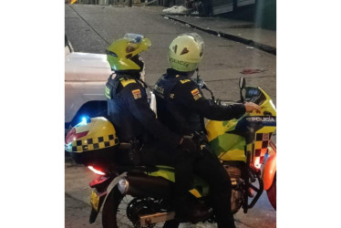 La patrulla de la Policía acudió a atender una riña en el Centro de Manizales.