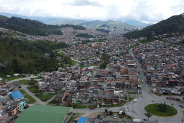 La mujer habría evitado que los uniformados revisaran una moto y eso desencadenó en el enfrentamiento.