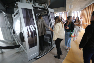 El 'efecto línea 3' ha elevado el uso del cable aéreo de Manizales. Con el mismo número de pasajeros del trayecto, en 10 días, se podría llenar el estadio Camp Nou de Barcelona (España).