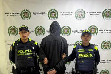 El presunto expendedor fue puesto a disposición de la autoridad judicial competente, y tras finalizar las respectivas audiencias, fue cobijado con medida de aseguramiento intramural.