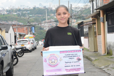 Un negocio de minidonas y grandes deseos: María José Peña Gómez emprende con su mamá para sacar adelante a su familia, en Villamaría (Caldas). Una arritmia cambió sus planes.