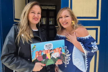 Las compositoras Vicky Echeverri y María Isabel Saavedra muestran el libro Mujeres de Café que rinde homenaje a las mujeres del Eje Cafetero.