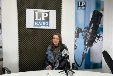   Sol Giraldo, artista callejera y directora del colectivo La Quinta Esencia de Manizales. 