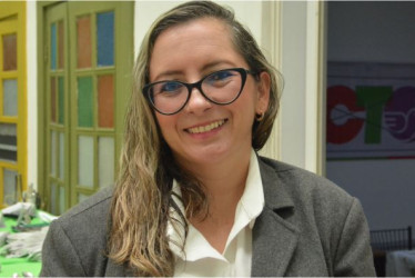 Yalile García Calle, precandidata a la Cámara por el Pacto Histórico en representación de Caldas. 