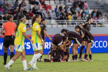 Las jugadoras de México celebran
