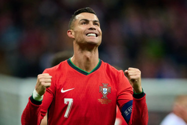 Cristiano Ronaldo, con 40 años, es el máximo goleador en la historia del fútbol. Se acerca a los 1.000 tantos en su carrera.