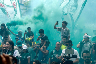 Hinchas de Palmeiras en la concentración en Sao Paulo. Hinchas de Palmeiras en la concentración en Sao Paulo. 