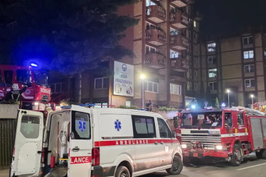 Entre las víctimas y los afectados por el incendio se encuentran residentes y empleados del hogar de ancianos, además de policías y bomberos.