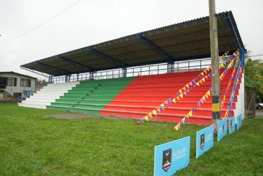 Gobierno en la Calle entrega obras deportivas en el corregimiento Colombia