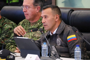 Pedro Sánchez, ministro de Defensa Nacional.