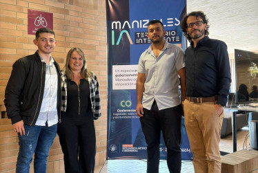 José Mateo Noreña y Edwin Camilo Valencia Bustamante, estudiantes, y los docente Marcela Mejía Hernández y Luis Carlos Correa Ortiz representaron a la Universidad de Manizales. 