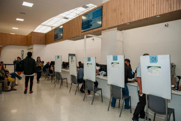 En un organismo de tránsito, como la Secretaría de Movilidad de Manizales, se hace el traspaso a persona indeterminada. No adelantar el trámite puede generar graves consecuencias para el propietario original.