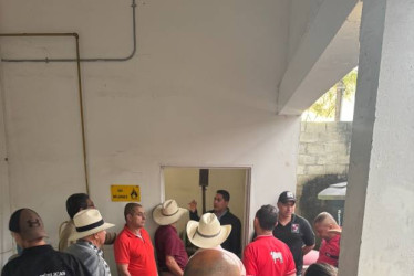 Fotos I Facebook I alcaldías I LA PATRIA  En Caldas reportan obras en dos centrales de sacrificio, una de ellas a punto de entrar en servicio. Sigue indemnización para víctimas. Además, cierre de una vía y trabajos en otras.