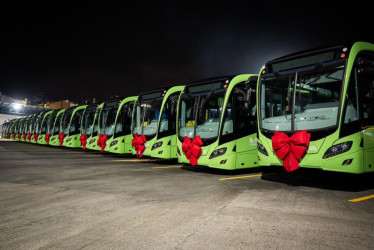 Esta nueva flota, con capacidad para 160 pasajeros, incorpora dos espacios para personas con movilidad reducida, sensores de proximidad, cámaras de seguridad, espacio para perro lazarillo y 20 puertos USB