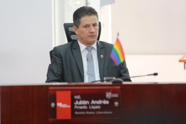 Julián Pineda (Nuevo Liberalismo) fue elegido como presidente del Concejo de Manizales para el 2026. ¿Quién es quién en la nueva Mesa Directiva?