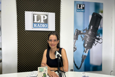 Natalia Ramírez, bióloga y creadora de Plumas y Café. 