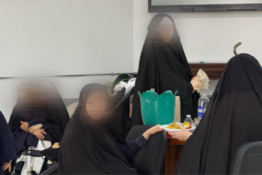 "Desde @MigracionCol lideramos un operativo en Yarumal (Antioquia) junto al Gaula Militar Oriente, donde rescatamos 17 niños niñas y adolescentes de la secta judío ortoxa Lev Tahor. Cinco de ellos tenían circular amarilla de @Interpol", escribió Migración Colombia en X.