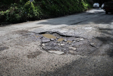 se han reparchado cerca de 800 metros cuadrados