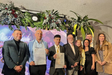 Fotos I Cortesía I Sedcaldas I LA PATRIA  La Gobernación de Caldas resaltó en la Noche de la Excelencia Educativa a los mejores docentes, rectores, coordinadores y estudiantes en Pruebas Saber. Lea la lista completa.