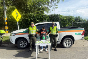 El hombre viabaja en bus desde Popayán hacia Pereira con 4.000 mililitros de ketamina, sustancia para hacer tusi 