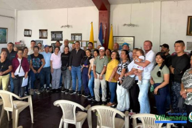 Fotos e imágenes I Facebook alcaldías / Q´HUBO  Por fin reactivan un plan de vivienda que desde el 2011 es esperado por familias. Abren concurso para deportistas destacados. Continúan este puente las fiestas del municipio, vea la programación.