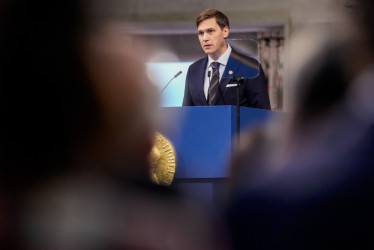 Jefe del Instituto Nobel, Jorgen Watne Frydnes, durante la ceremonia de entrega del Premio Nobel de la Paz en el Ayuntamiento de Oslo, Noruega, el 10 de diciembre de 2025.