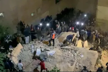 El siniestro se produjo en la noche del martes a miércoles en el barrio Mostaqbal, en Fez, cuando dos inmuebles de cuatro plantas se derrumbaron.