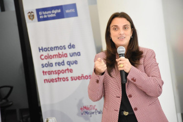 Una propiedad de Karen Abudinen, exministra de MinTic, también terminó afectada por la decisión.