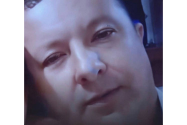 Un expolicía de Caldas fue encontrado muerto en carreteras del Valle. Atentaron contra su vida cuando se movilizaba en una moto.