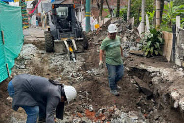 Avanza en 23 % la obra del puente La Miranda–Santander en Armenia. Se ejecuta con $521 millones y estaría listo en febrero del 2026.