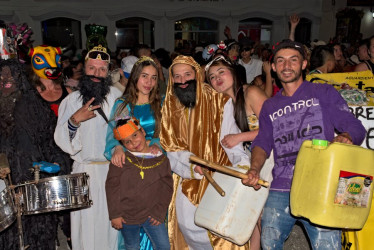 Otros de los participantes en el desfile en Salamina (Caldas).