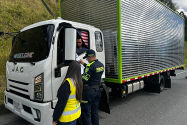 Le ponen la lupa a la vía Manizales-Bogotá para frenar el contrabando. Así puede denunciar actividades irregulares relacionadas.
