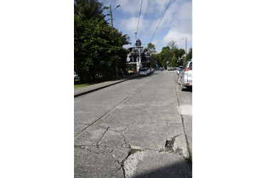 Hay varias partes de este tramo de vía que están afectadas.