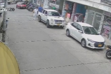 Las autoridades interceptaron al conductor, a quien intentó linchar la comunidad.