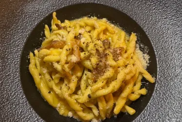 Un plato de pasta carbonara