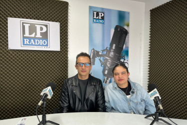  Darío Arenas, vicerrector de Proyección de la Universidad de Caldas, y Laura Buriticá, directora del Museo de la Universidad de Caldas.  ​