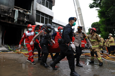  El edificio afectado, conocido en Yakarta como la torre de Terra Drone