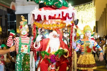 Pereira vivió un momento inolvidable con el Gran Desfile de Navidad, 