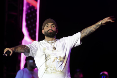 Arcángel, artista puertorriqueño.