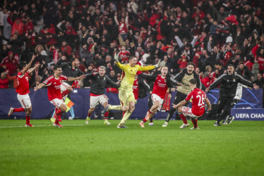 Conozca cómo quedó definida la fase de eliminatorias de la UEFA Champions League, tras el cierre de la fase de Liga en el que el Real Madrid (foto) perdió 4-2 en Lisboa contra el Benfica, que selló su victoria con un gol de cabeza del arquero Anatoliy Trubin.