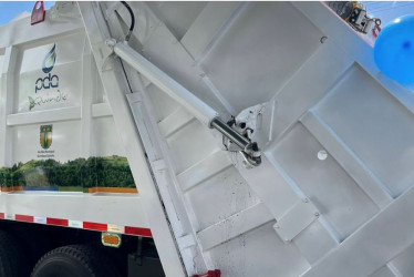 El compactador será sometido a reparaciones bajo garantía antes de su puesta en servicio.