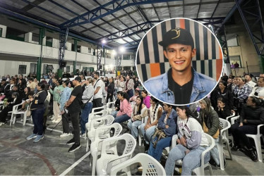 En la Institución Educativa Manzanares despiden al caldense Jéfferson Osorio, mánager del cantante Yeison Jiménez.