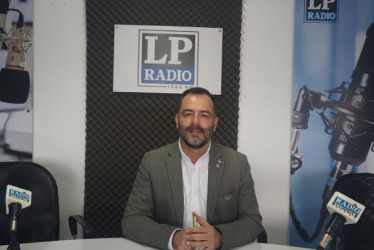 Mauricio Gaitán, secretario del Interior de Manizales, durante su visita a LA PATRIA. 