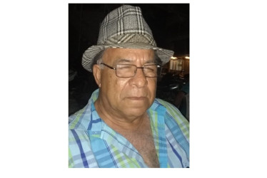 José Aarón Guevara ha dejado huella en su comunidad con su obra literaria y compromiso ciudadano. Conozca su historia y legado.