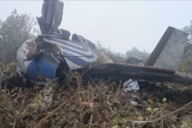 Los restos del avión fueron hallados por campesinos de la aldea Curacica, una zona montañosa que hace parte del municipio de La Playa de Belén (Norte de Santander), situado a solo media hora de Ocaña.