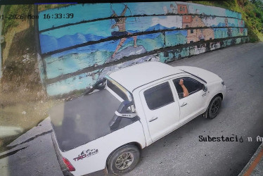 Se movían en una camioneta, escoltada por dos motos, entre La Pintada, Varsovia, La Felisa.