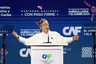 El presidente de Colombia, Gustavo Petro, habla durante el Foro Económico Internacional América Latina y el Caribe 2026 este miércoles, en Ciudad de Panamá (Panamá).