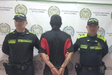 Foto| Policía| LA PATRIA  Esta persona fue dejada a disposición de la Fiscalía General de la Nación para su correspondiente judicialización a quien le dieron medida de aseguramiento en establecimiento carcelario.